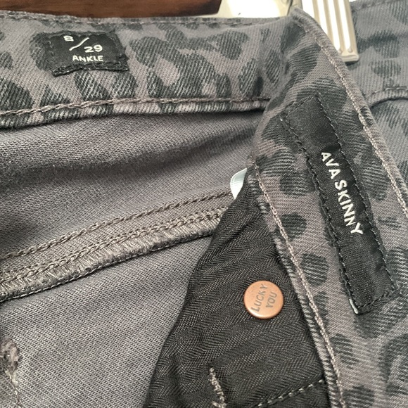 Lucky Brand High Rise Leopard Print Black Cropped Pants - Picture 6 of 8